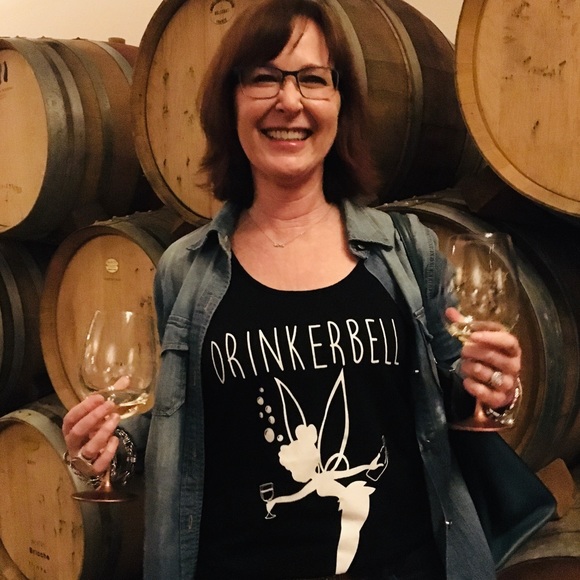 Meet your Posher, Laura - Picture 2 of 3